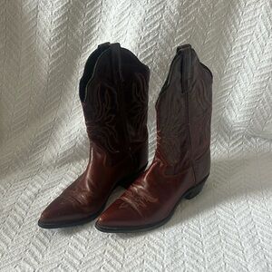 Capezio Vintage Cowboy boots
